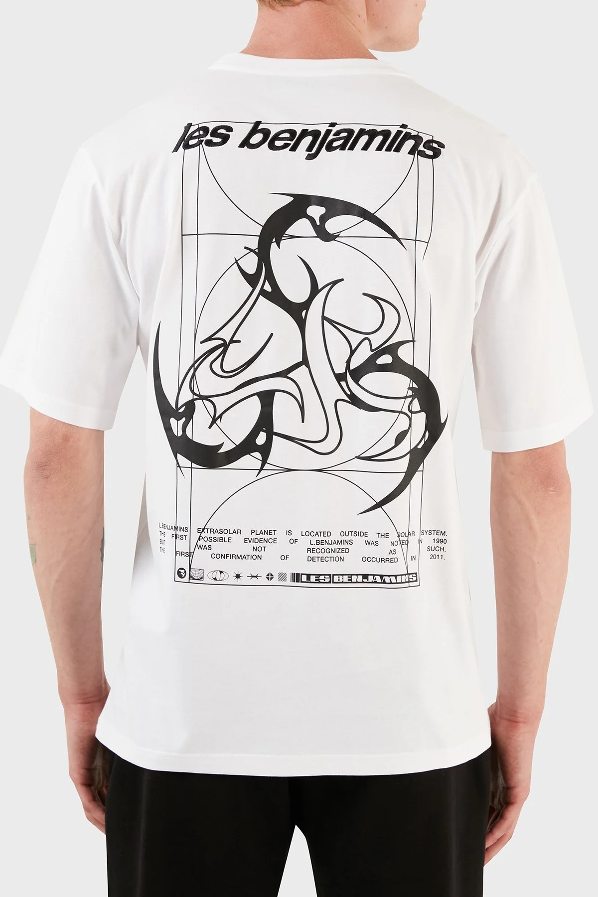 Les Benjamins Pamuklu Baskılı Oversize Erkek T Shirt LB23FWFRWMUTS-004 BEYAZ - 1