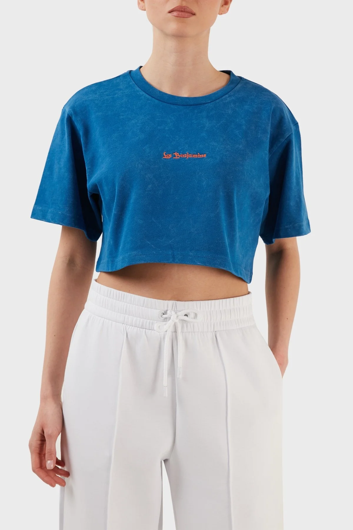 Les Benjamins Pamuklu Bisiklet Yaka Cropped Bayan T Shirt LB23SSHOEFUOT-007 SAKS - 1