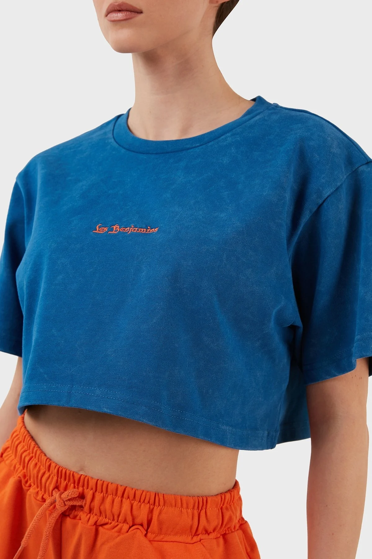 Les Benjamins Pamuklu Bisiklet Yaka Cropped Bayan T Shirt LB23SSHOEFUOT-007 SAKS - 4