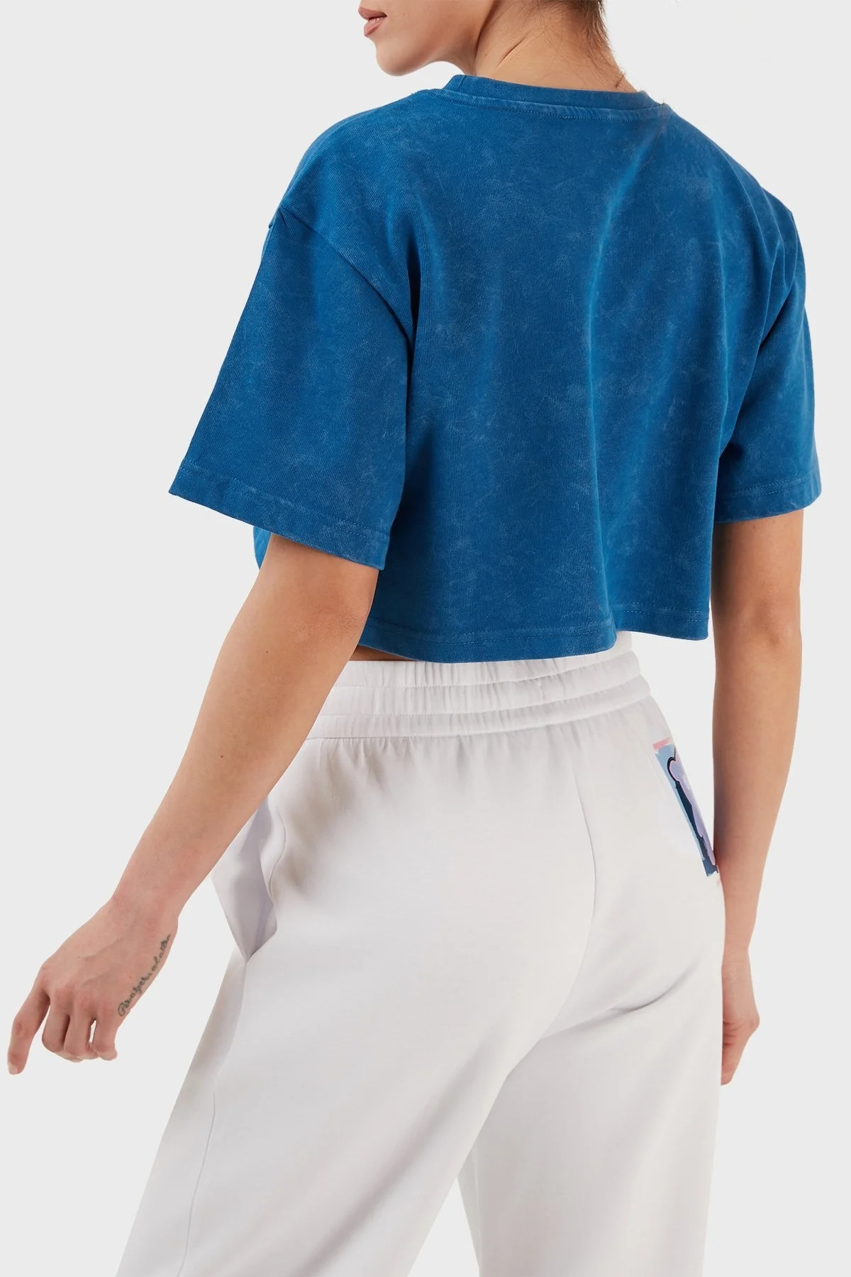 Les Benjamins Pamuklu Bisiklet Yaka Cropped Bayan T Shirt LB23SSHOEFUOT-007 SAKS - 5