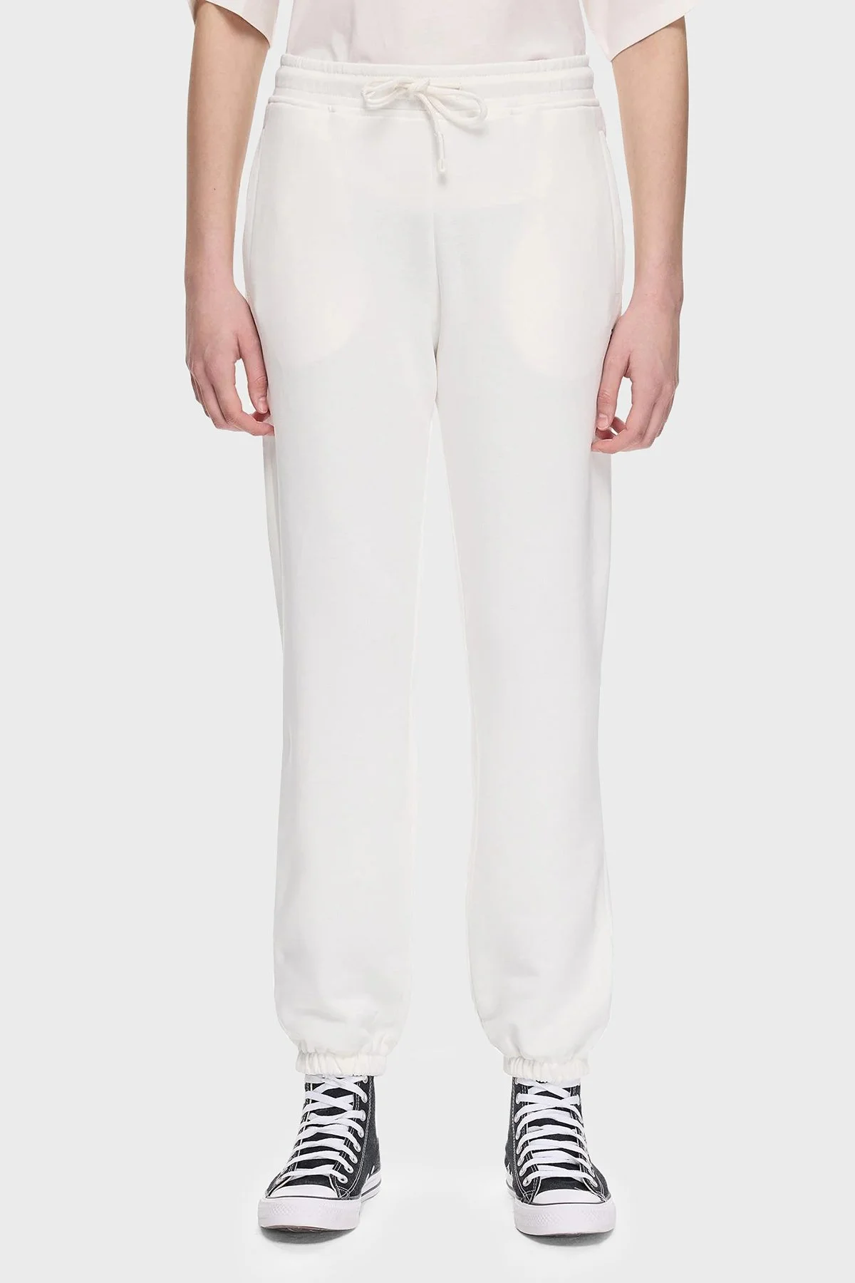 Les Benjamins Pamuklu Regular Fit Normal Bel Lastikli Paça Bayan Pantolon LBNOOSESSFUSP-306 BEYAZ - 1