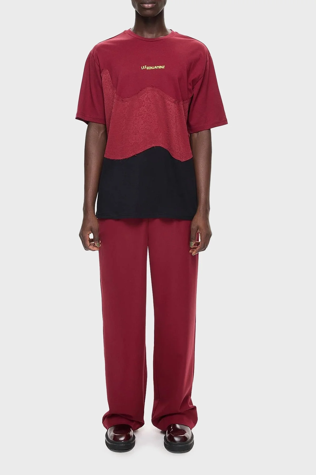 Les Benjamins Pamuklu Relaxed Fit Bisiklet Yaka Erkek T Shirt LB24FWEAPMUTS-049 BORDO - 1