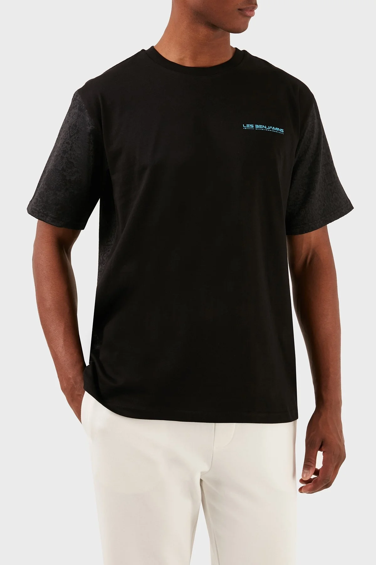 Les Benjamins Pamuklu Relaxed Fit Bisiklet Yaka Erkek T Shirt LB24SSKISMUTS-022 SİYAH - 1