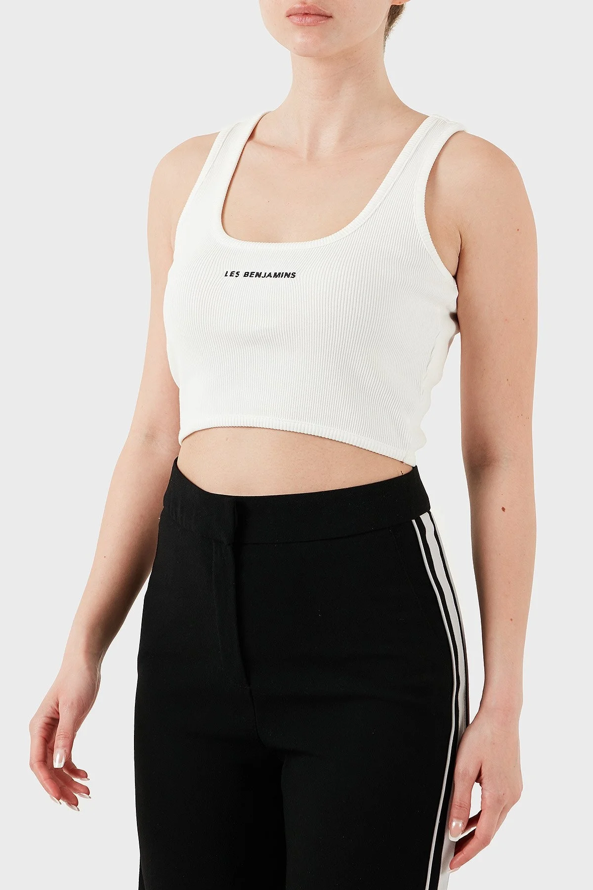 Les Benjamins Pamuklu Slim Fit Kare Yaka Logolu Bayan Top LBNOOSESSFUTN-306 BEYAZ - 7