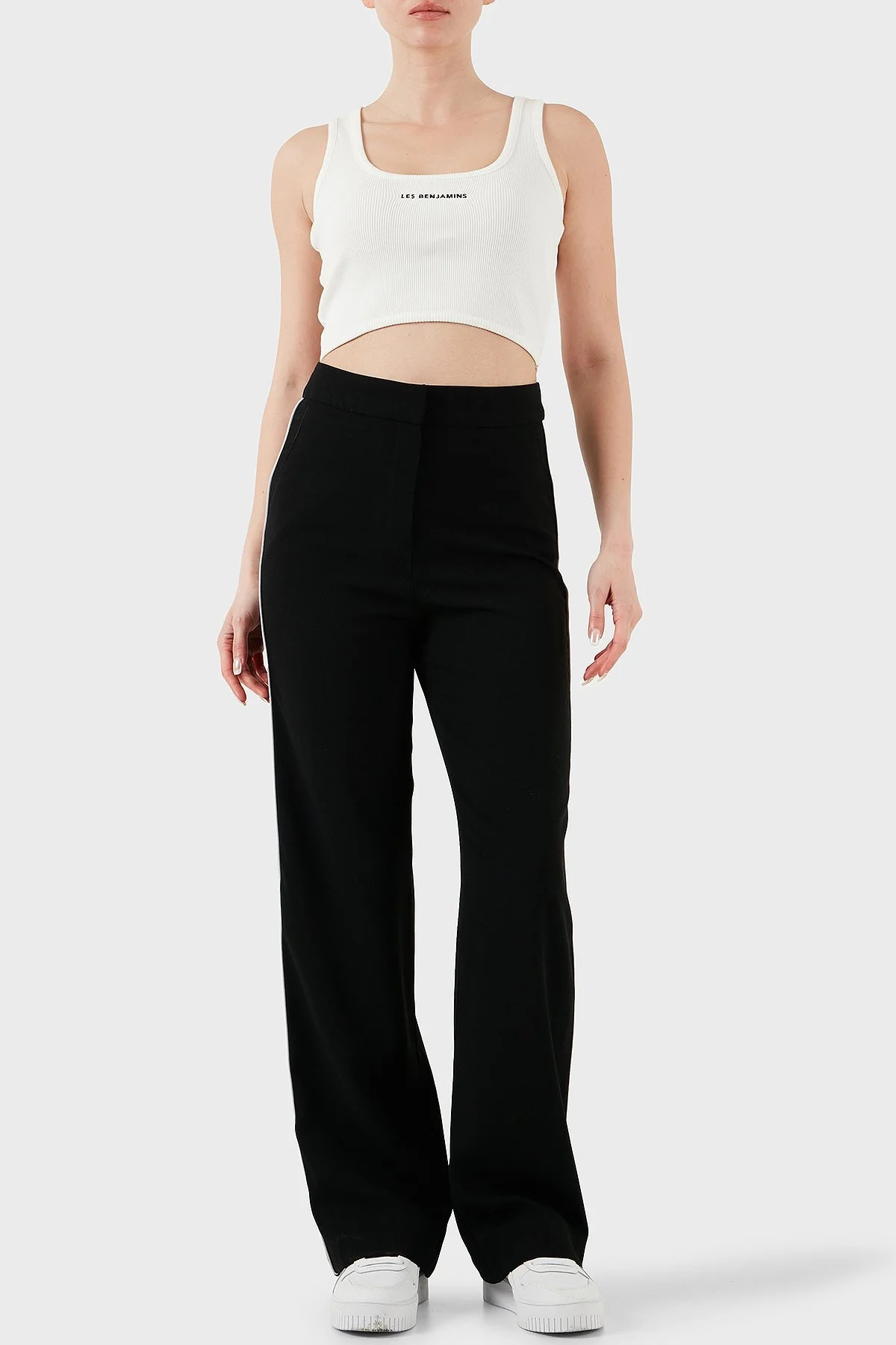 Les Benjamins Pamuklu Slim Fit Kare Yaka Logolu Bayan Top LBNOOSESSFUTN-306 BEYAZ - 8