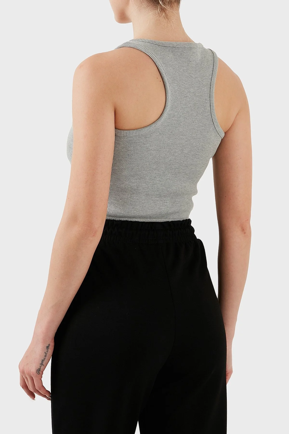 Les Benjamins Pamuklu Slim Fit Kare Yaka Logolu Bayan Top LBNOOSESSFUTN-308 GRİ MELANJ - 9