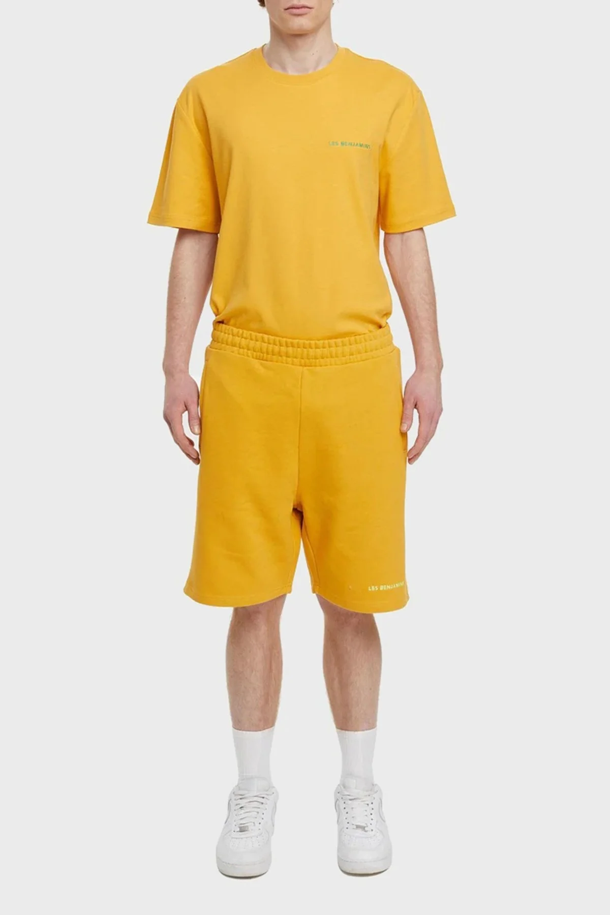 Les Benjamins Regular Fit Elastik Bel Bantlı Cepli % 100 Pamuk Erkek Short LB22SSESSMUSO-304 SÜTLÜ KAHVE - 1