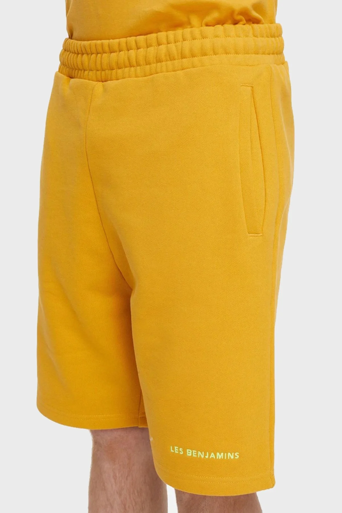 Les Benjamins Regular Fit Elastik Bel Bantlı Cepli % 100 Pamuk Erkek Short LB22SSESSMUSO-304 SÜTLÜ KAHVE - 3