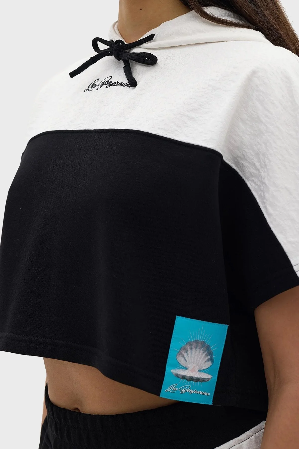 Les Benjamins Relaxed Fit Kapüşonlu Crop Bayan Sweat LB24SSKISFUHD-006 SİYAH - 4