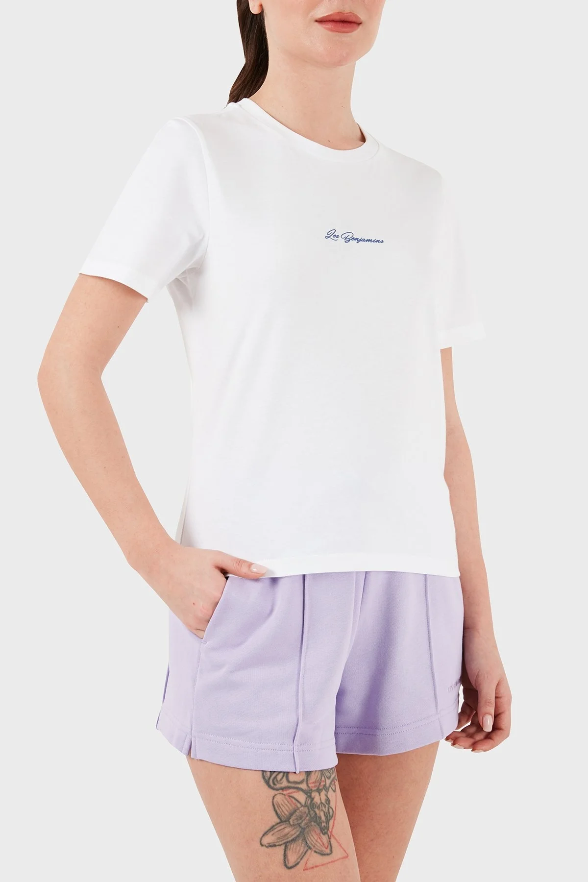 Les Benjamins Sırt Baskılı Pamuklu Bisiklet Yaka Regular Fit Bayan T Shirt LB24SSKISFUTS-024 BEYAZ - 8