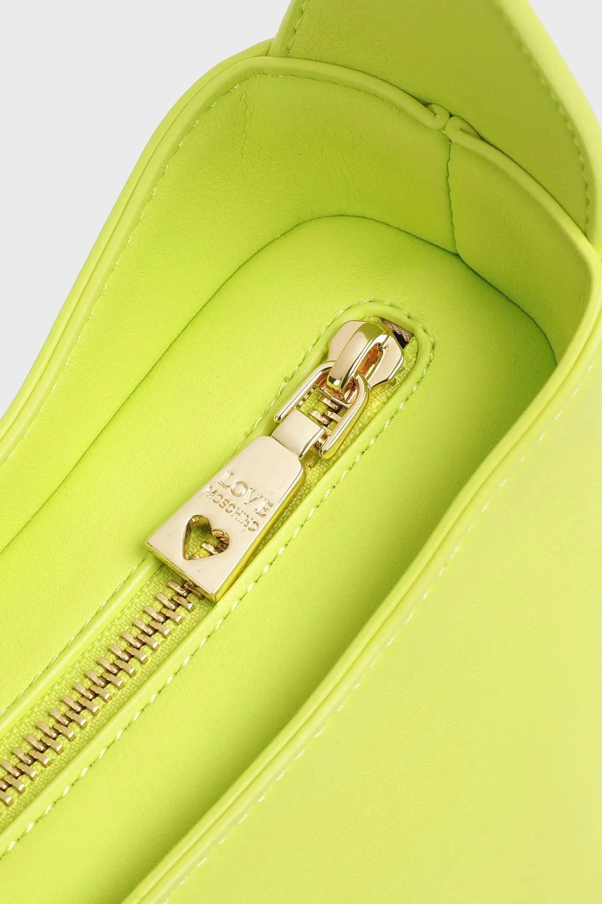 Love Moschino Deri Logolu Ayarlanabilir Askılı Bayan Çanta JC4198PP1IKD0404 FISTIK YEŞİL - 5