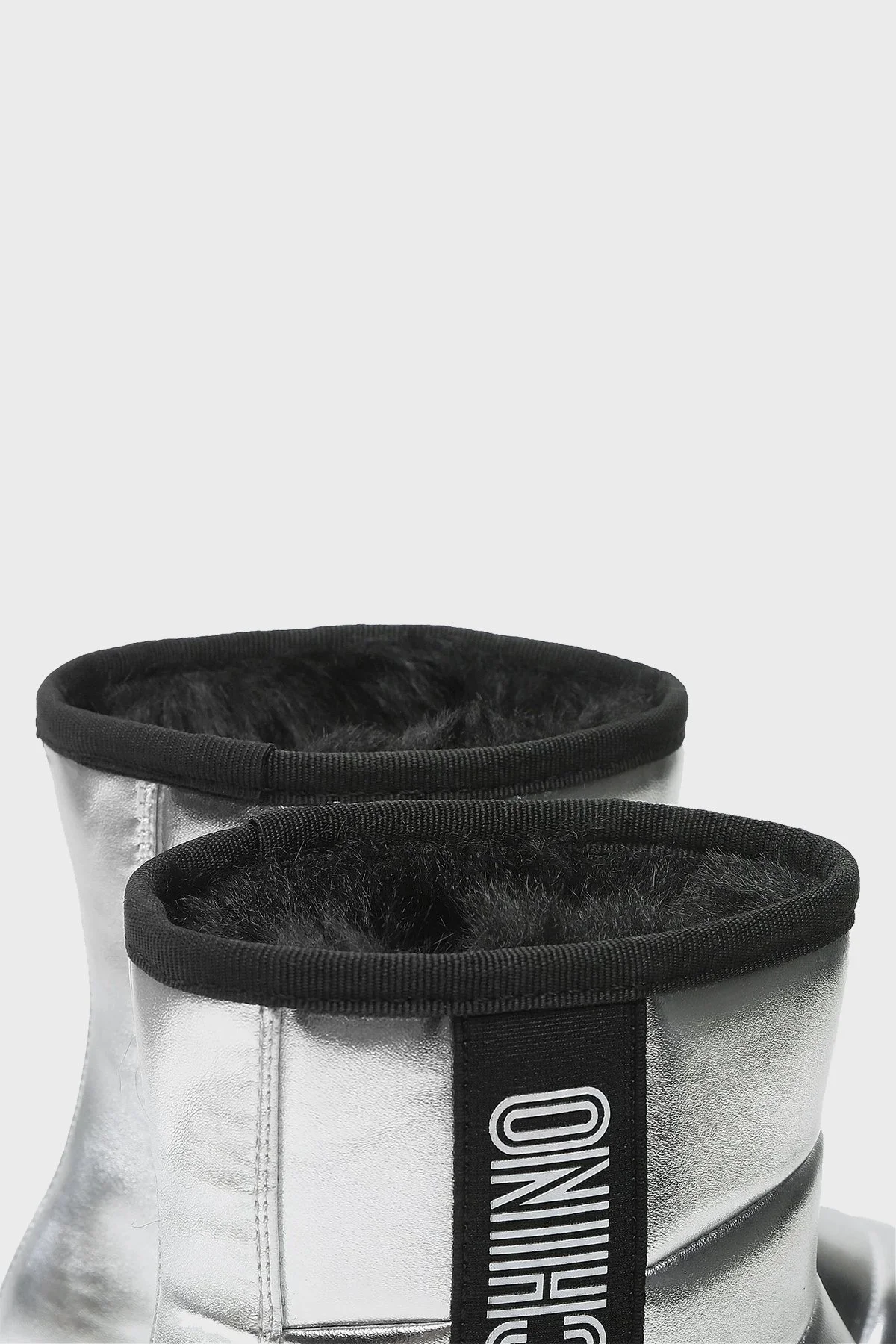 Love Moschino İçi Yumuşak Tüylü Parlak Bayan Bot JA24103H1FJZG902 GÜMÜŞ - 5