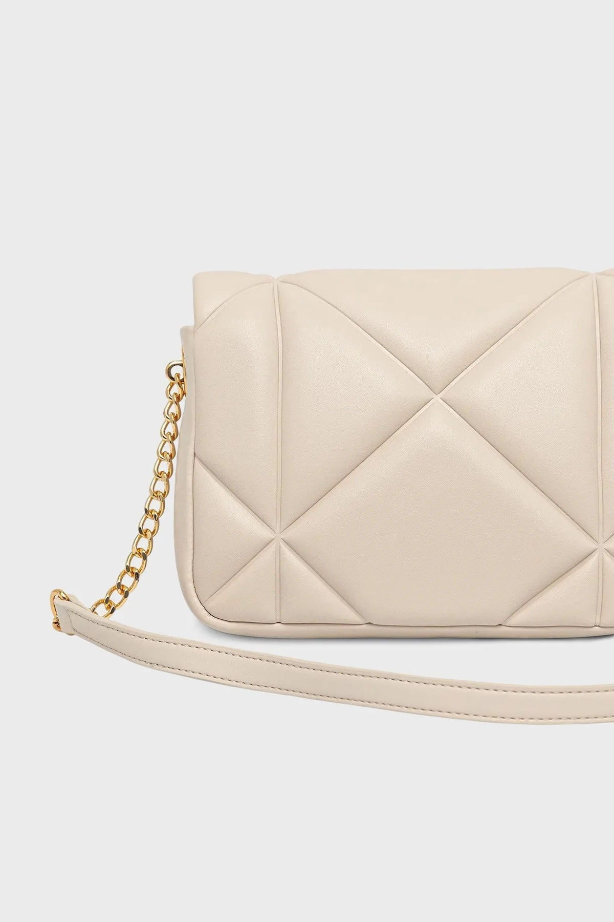 Love Moschino Kapitoneli Ayarlanabilir Zincir Askılı Bayan Çanta JC4084PP1NLC0110 BEJ - 2