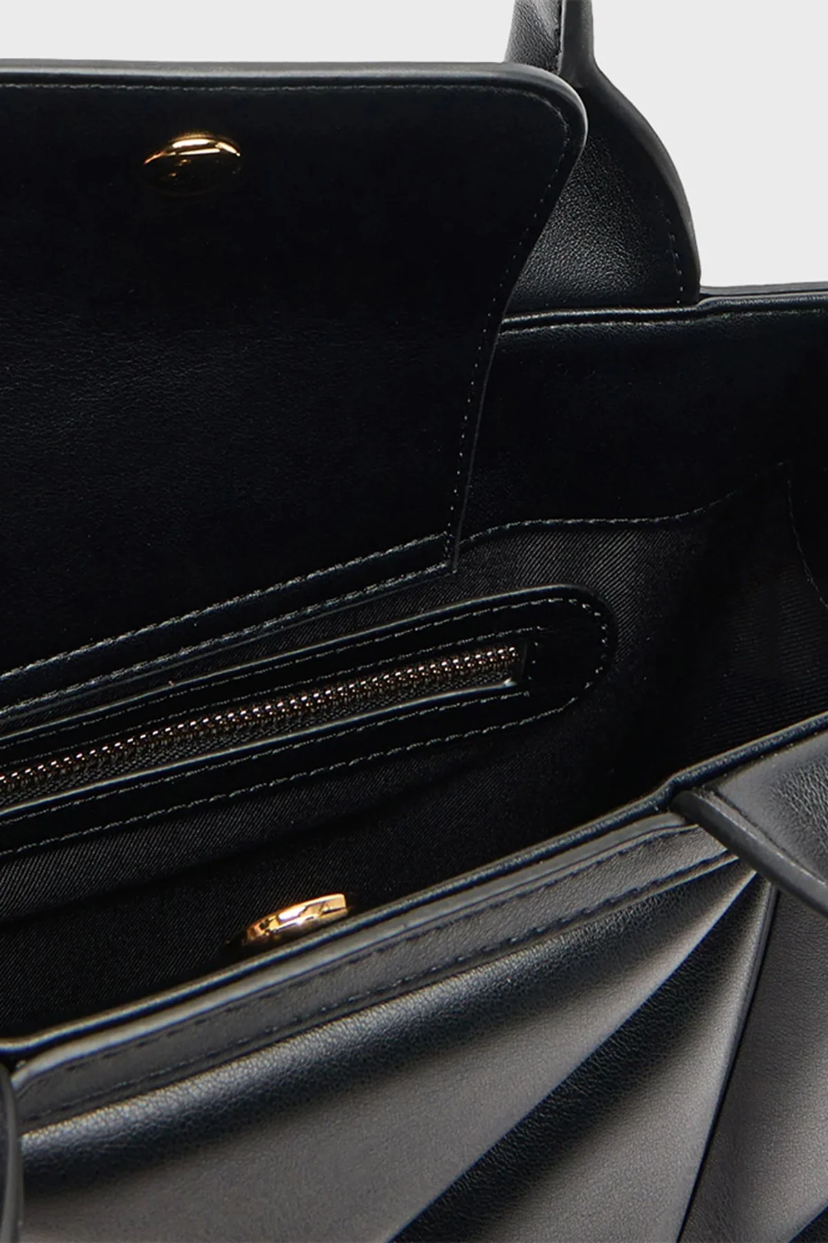 Love Moschino Kapitoneli Çıkarılabilir Askılı Bayan Çanta JC4081PP1OLC0000 SİYAH - 5