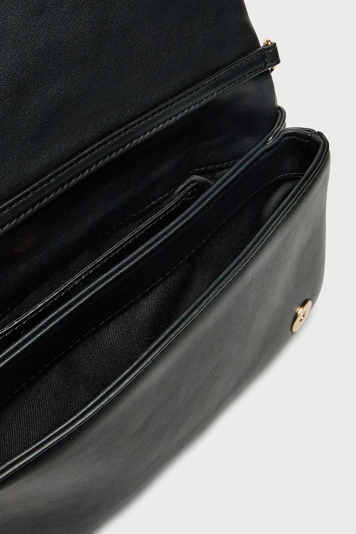 Love Moschino Kapitoneli Çıkarılabilir Zincir Askılı Bayan Çanta JC4043PP1MLC0000 SİYAH - 3