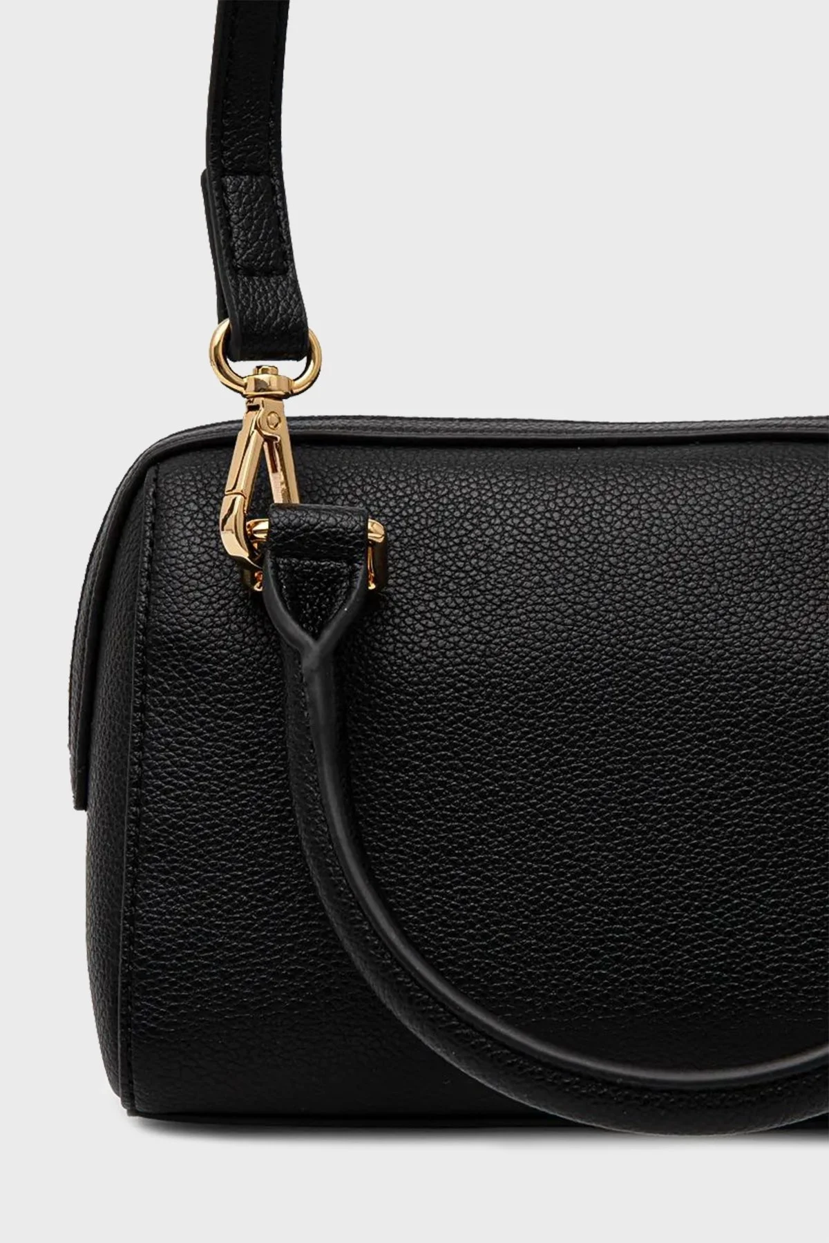 Love Moschino Kesik Logolu Ayarlanabilir Askılı Bayan Çanta JC4333PP0LK0000 SİYAH - 5