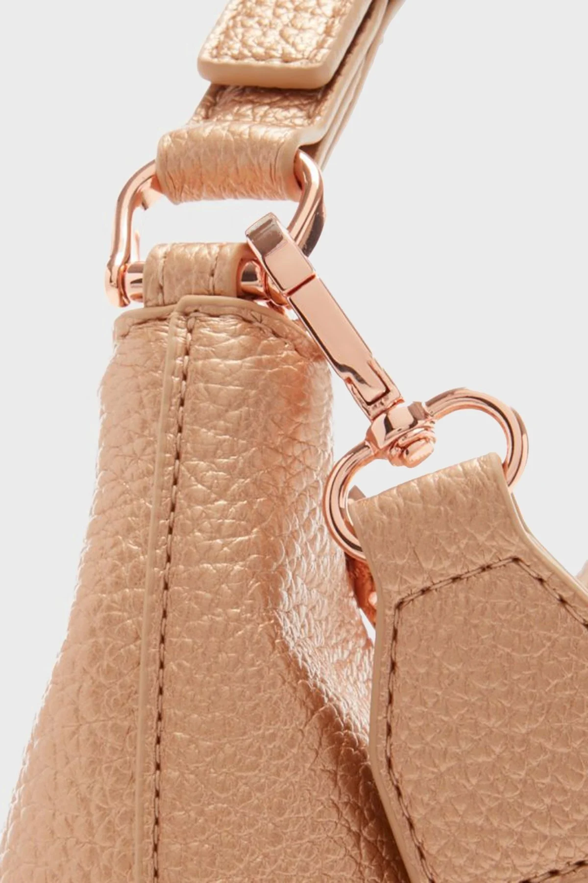 Love Moschino Logolu Ayarlanabilir Askılı Bayan Çanta JC4018PP1ILT1635 BAKIR - 6