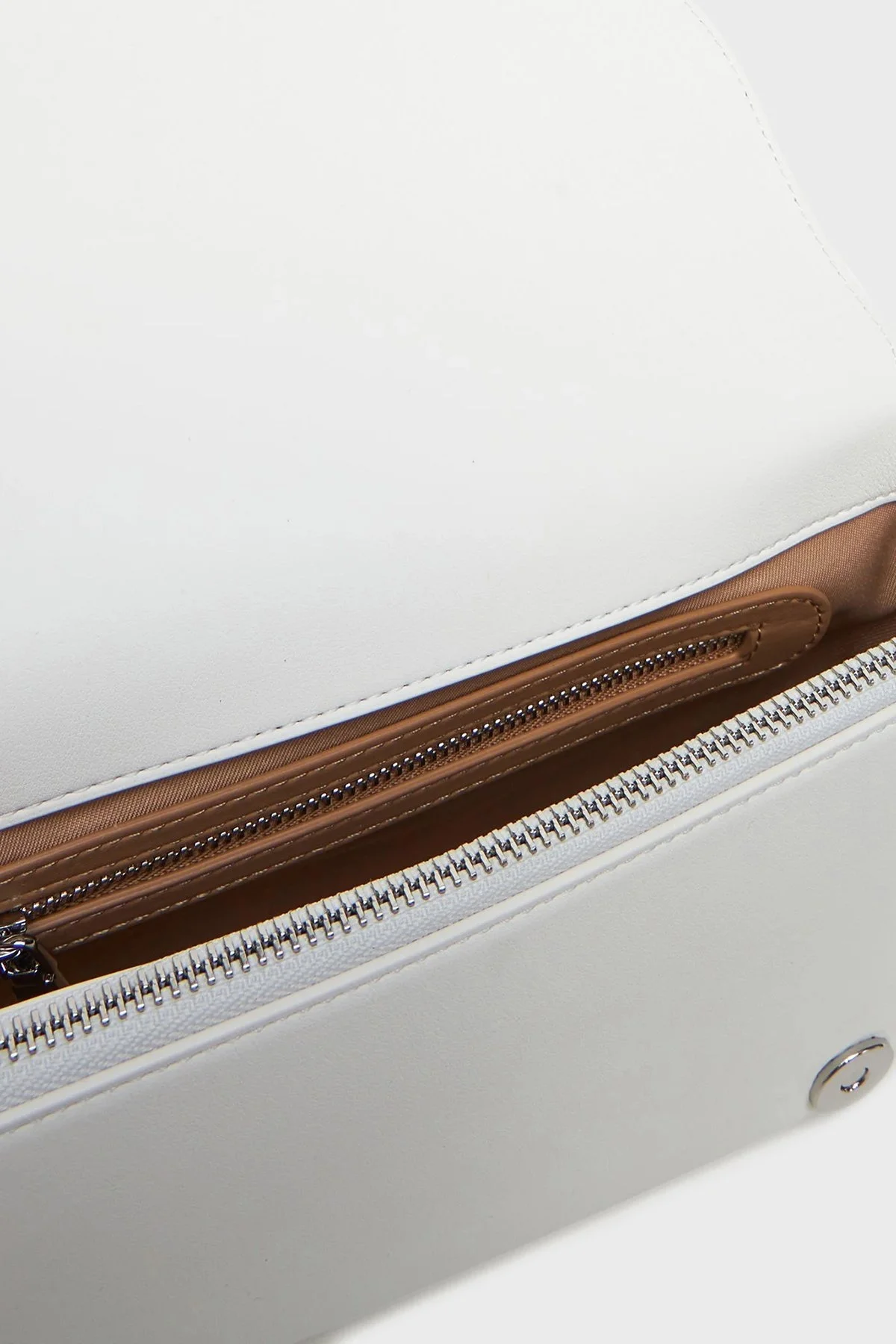 Love Moschino Logolu Ayarlanabilir Askılı Bayan Çanta JC4255PP0MKD0100 BEYAZ - 4