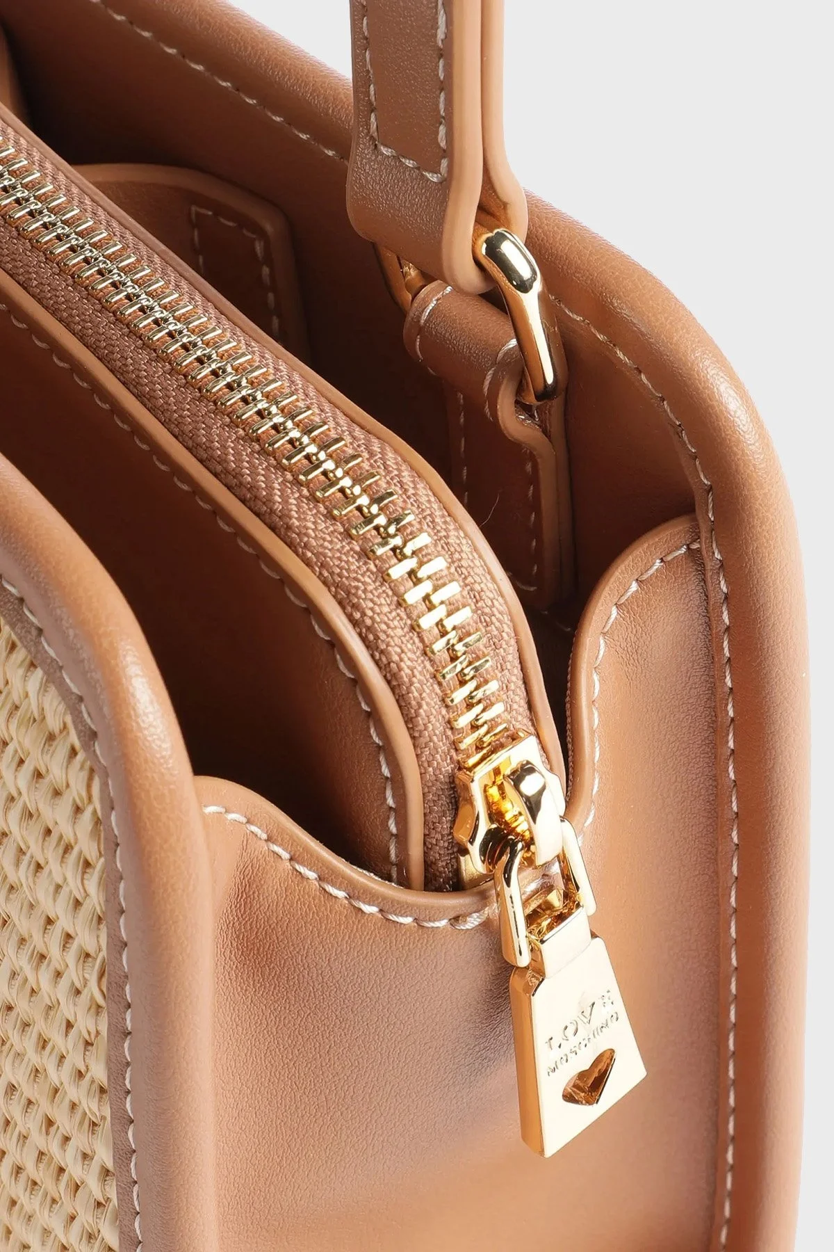 Love Moschino Logolu Ayarlanabilir Askılı Bayan Çanta JC4319PP0GKN120A KAHVE - 3