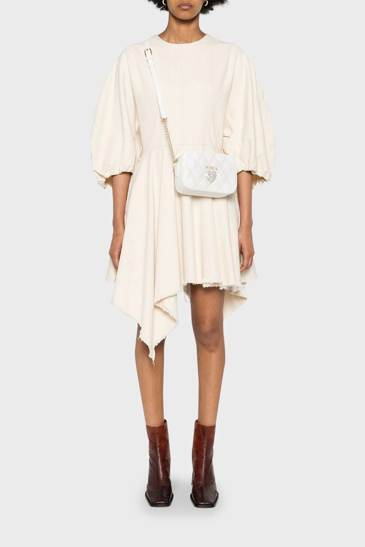 Love Moschino Logolu Ayarlanabilir Zincir Askılı Kapitone Bayan Çanta JC4345PP0IK1010A BEYAZ - 7