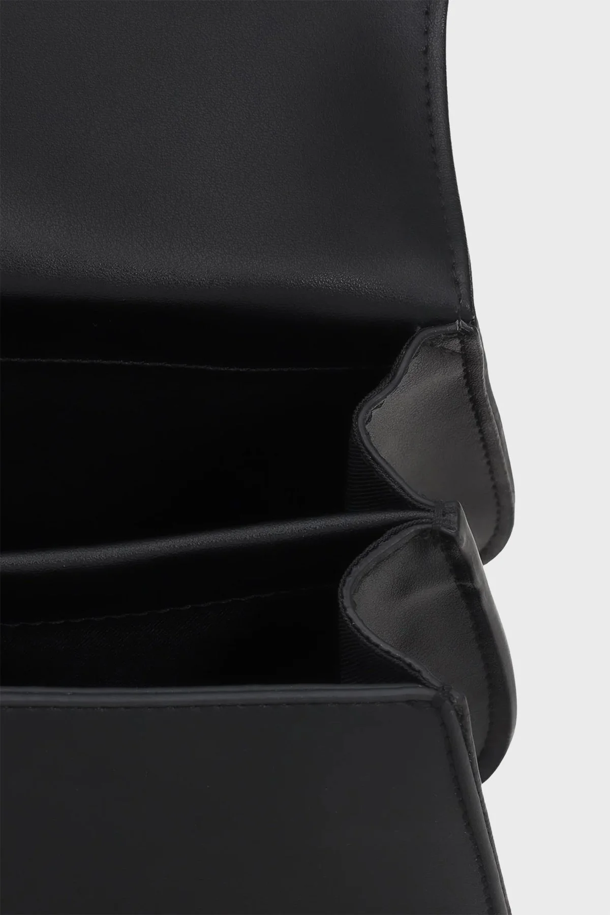 Love Moschino Logolu Çıkarılabilir Uzatma Askılı Bayan Çanta JC4286PP0GKF0000 SİYAH - 4