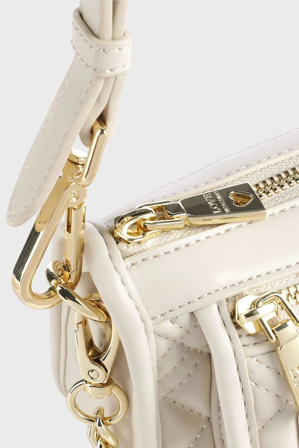 Love Moschino Logolu Çıkarılabilir Zincir Askılı Kapitone Bayan Çanta JC4250PP0GLA0103 BEJ - 4