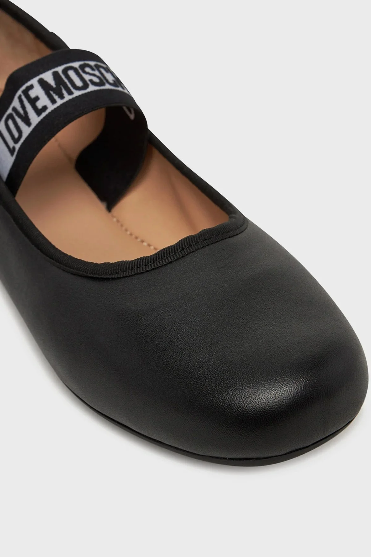 Love Moschino Logolu Hakiki Deri Tek Bantlı Babet Bayan Ayakkabı JA11071G0MIE0000 SİYAH - 5