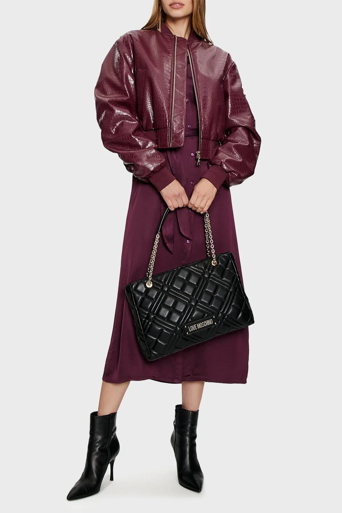 Love Moschino Logolu Zincir Askılı Kapitone Bayan Çanta JC4145PP0LLA0000 SİYAH - 2