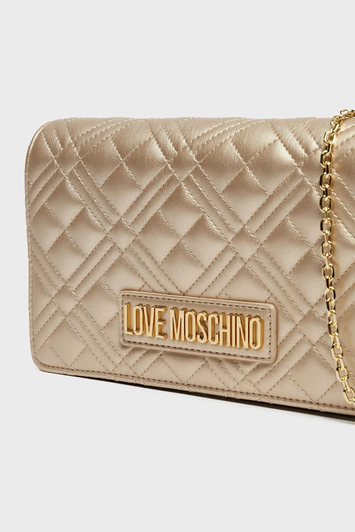 Love Moschino Parlak Kapitoneli Zincir Askılı Bayan Çanta JC4079PP1MLA196A GOLD - 3