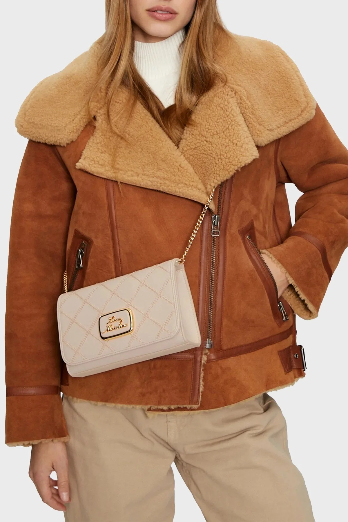 Love Moschino Zincir Askılı Kapitone Bayan Çanta JC4306PP0LKK111A BEJ - 2