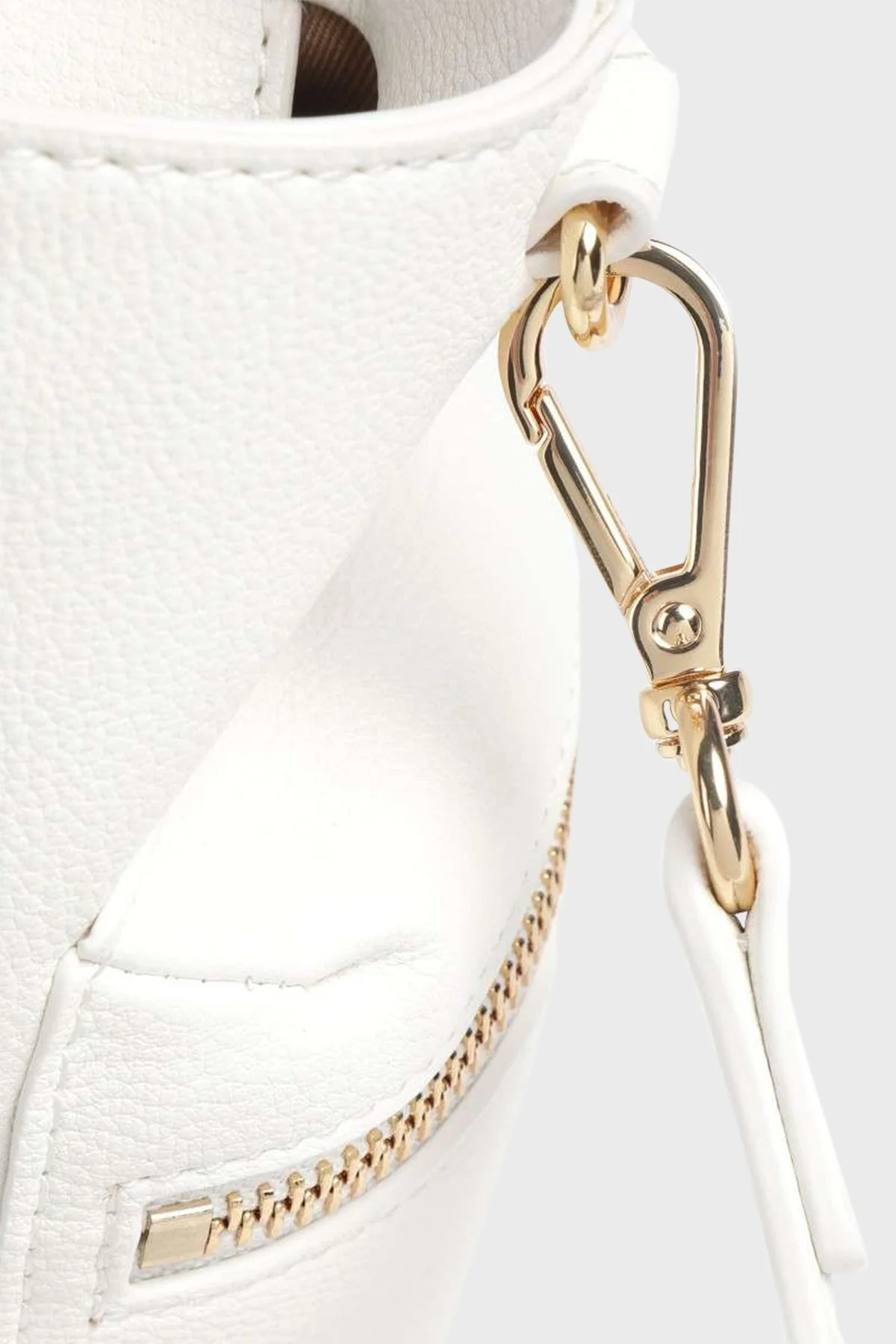 Love Moschino Zincirli Çıkarılabilir Uzatma Askılı Fermuarlı Bayan Çanta JC4288PP0GKT0100 BEYAZ - 3