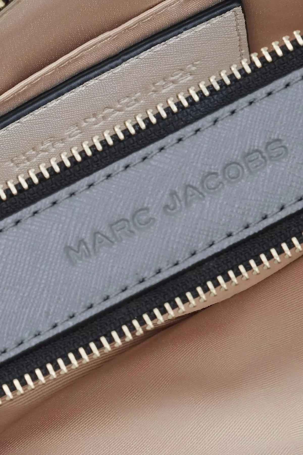 Marc Jacobs The Snapshot Çıkarılabilir Askılı Deri Kadın Çanta 2S3HCR500H03 164 SİYAH-BEYAZ - 9