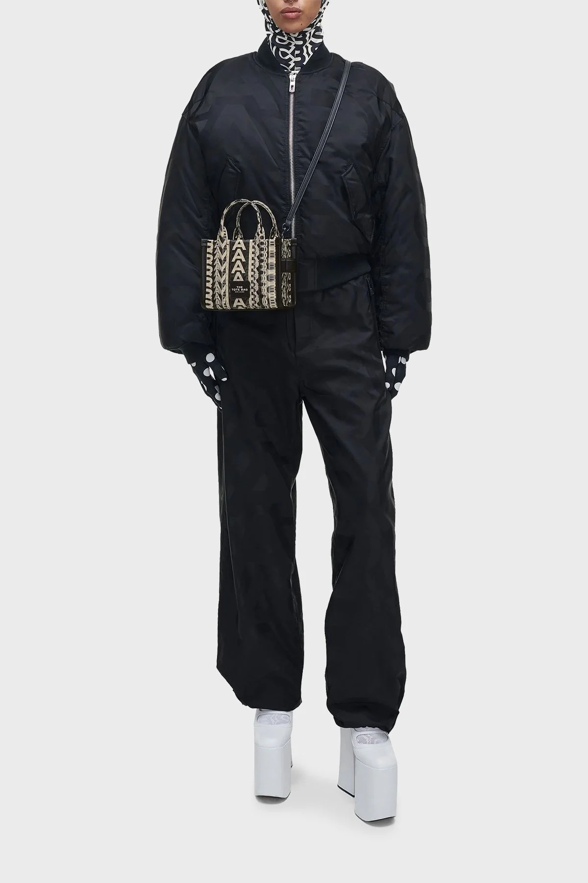 Marc Jacobs Çıkarılabilir Omuz Askılı Bayan Çanta 2R3HCR012H01 005 SİYAH - 2