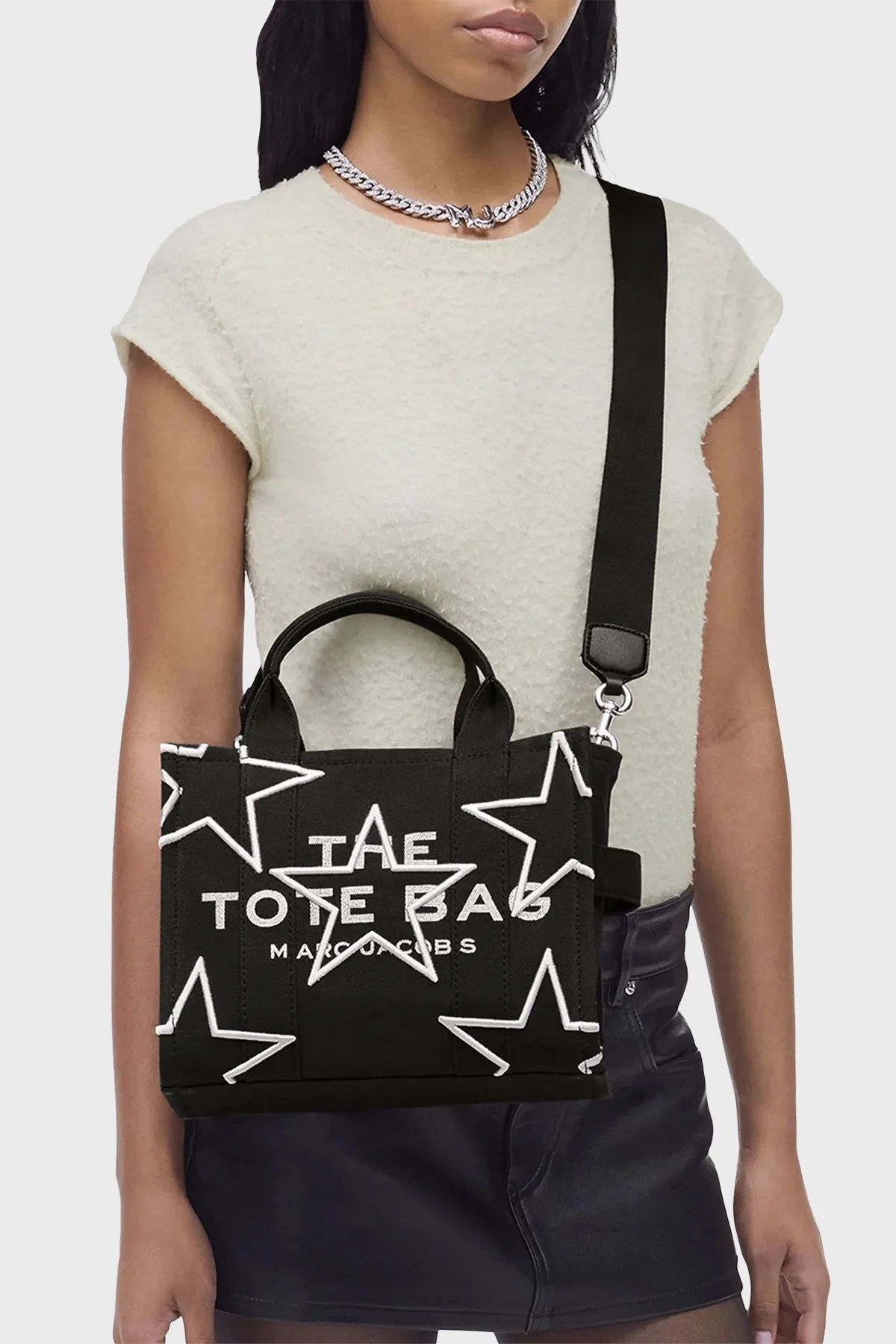 Marc Jacobs Small Tote Yıldız Süslemeli Çıkarılabilir Askılı Bayan Çanta 2R4HTT019H03 001 SİYAH - 2