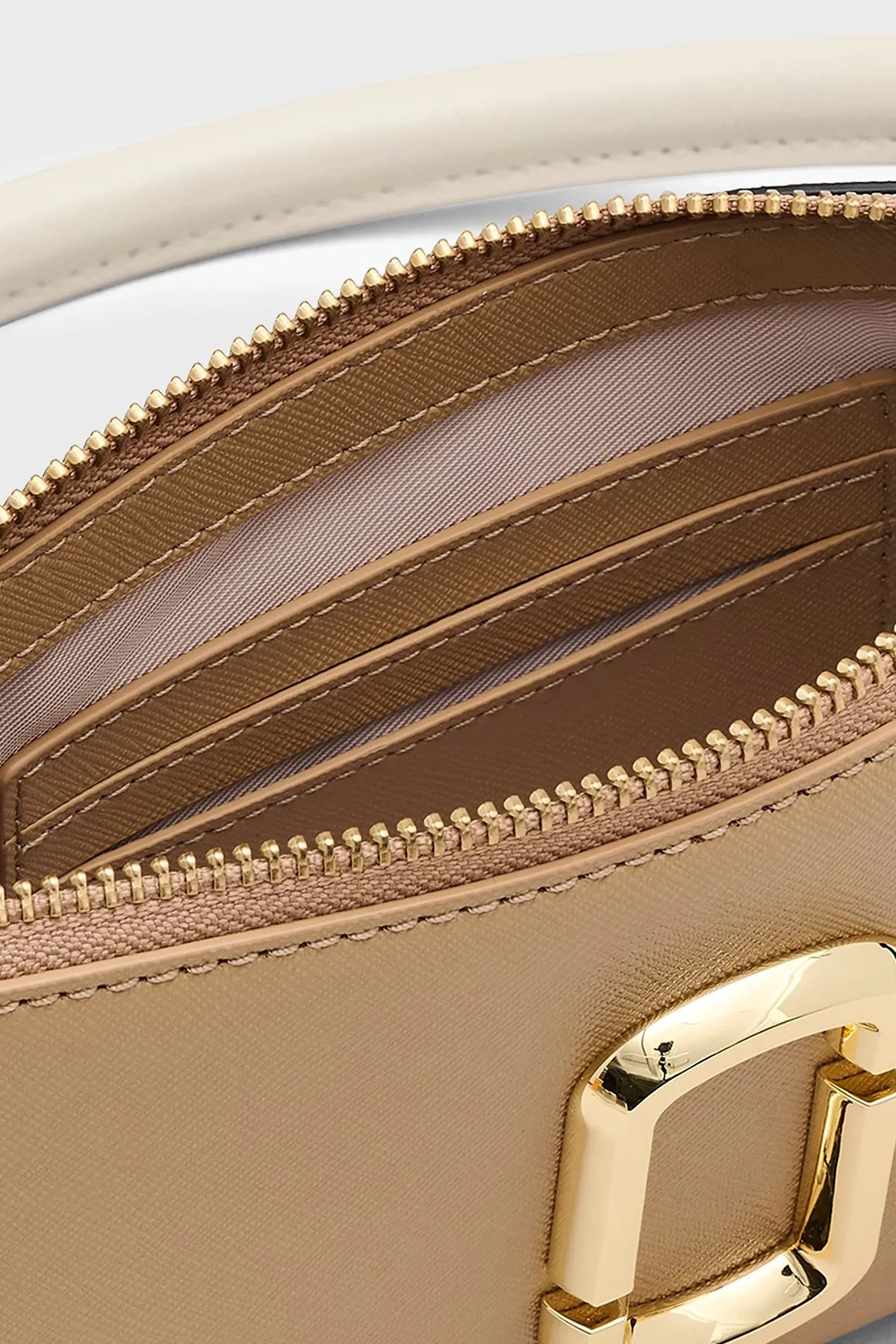 Marc Jacobs The Pochette Deri Logolu Zincir Askılı Kadın Çanta 2P5SMN021S02 233 CAMEL - 6