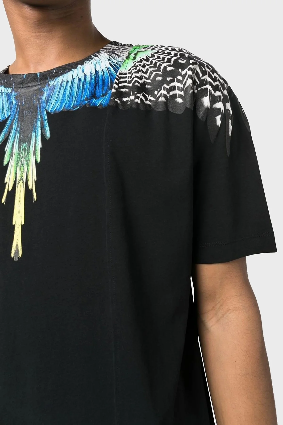 Marcelo Burlon Pamuklu Regular Fit Bisiklet Yaka Erkek T Shirt CMAA018S23JER0061009 SİYAH - 9