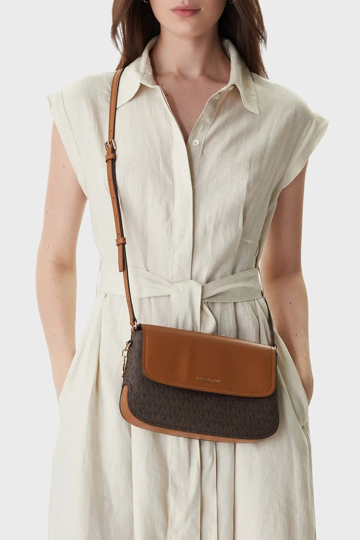 Michael Kors Logolu Ayarlanabilir Askılı 32R6G0XC1B252 Bayan Çanta 32R6G0XC1B 252 KAHVE - 2