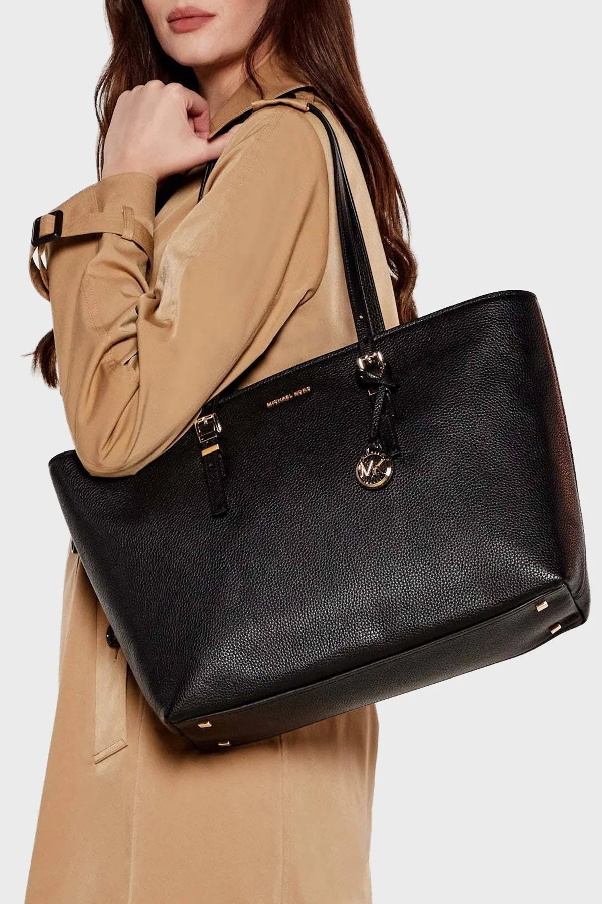 Michael Kors Logolu Ayarlanabilir Tutma Saplı Büyük 30T5GQNT9L001 Bayan Çanta 30T5GQNT9L 001 SİYAH - 2