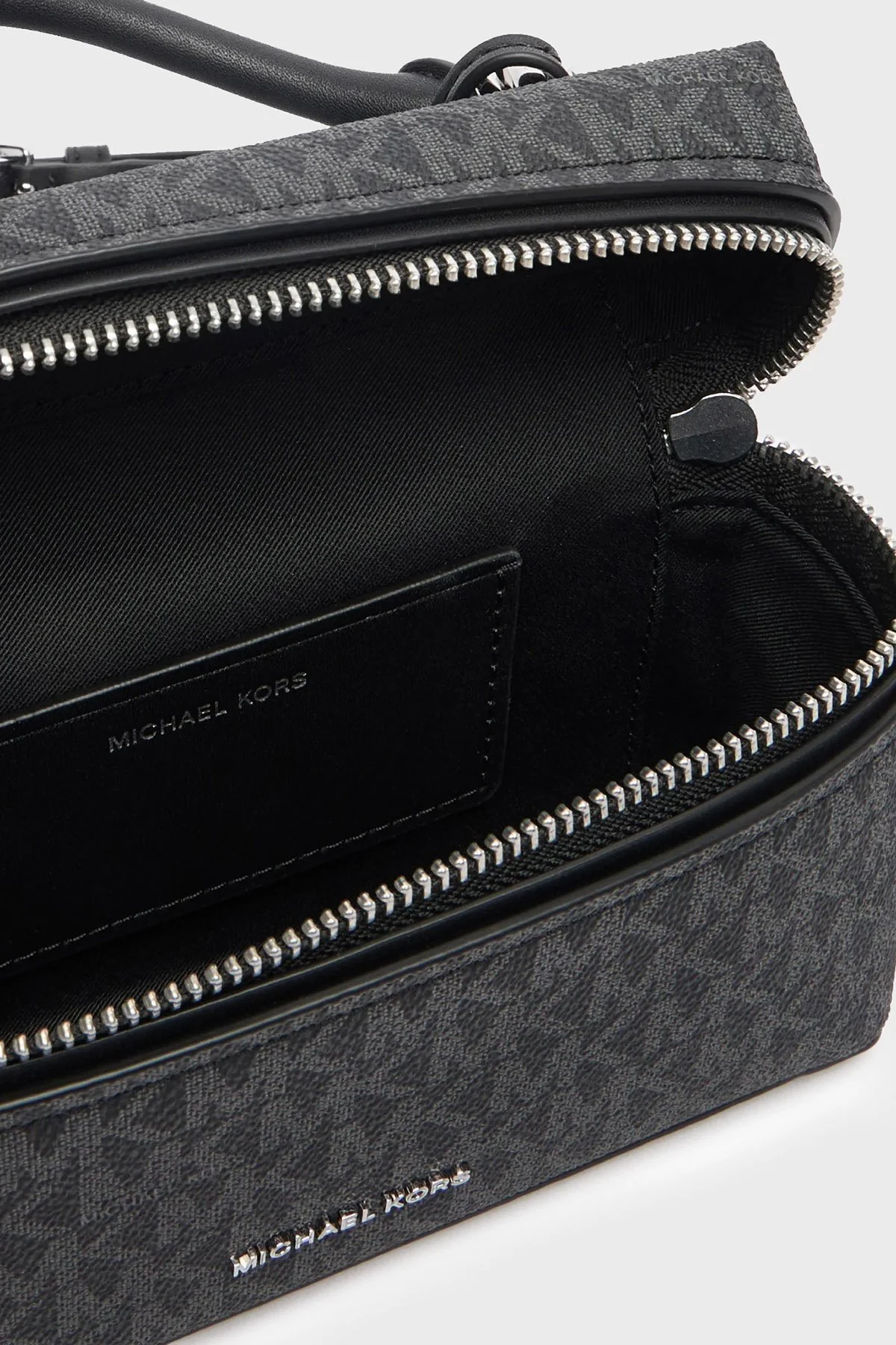 Michael Kors Logolu Ayarlanabilir ve Çıkarılabilir Askılı 32F5SQ1C0V001 Bayan Çanta 32F5SQ1C0V 001 SİYAH - 6