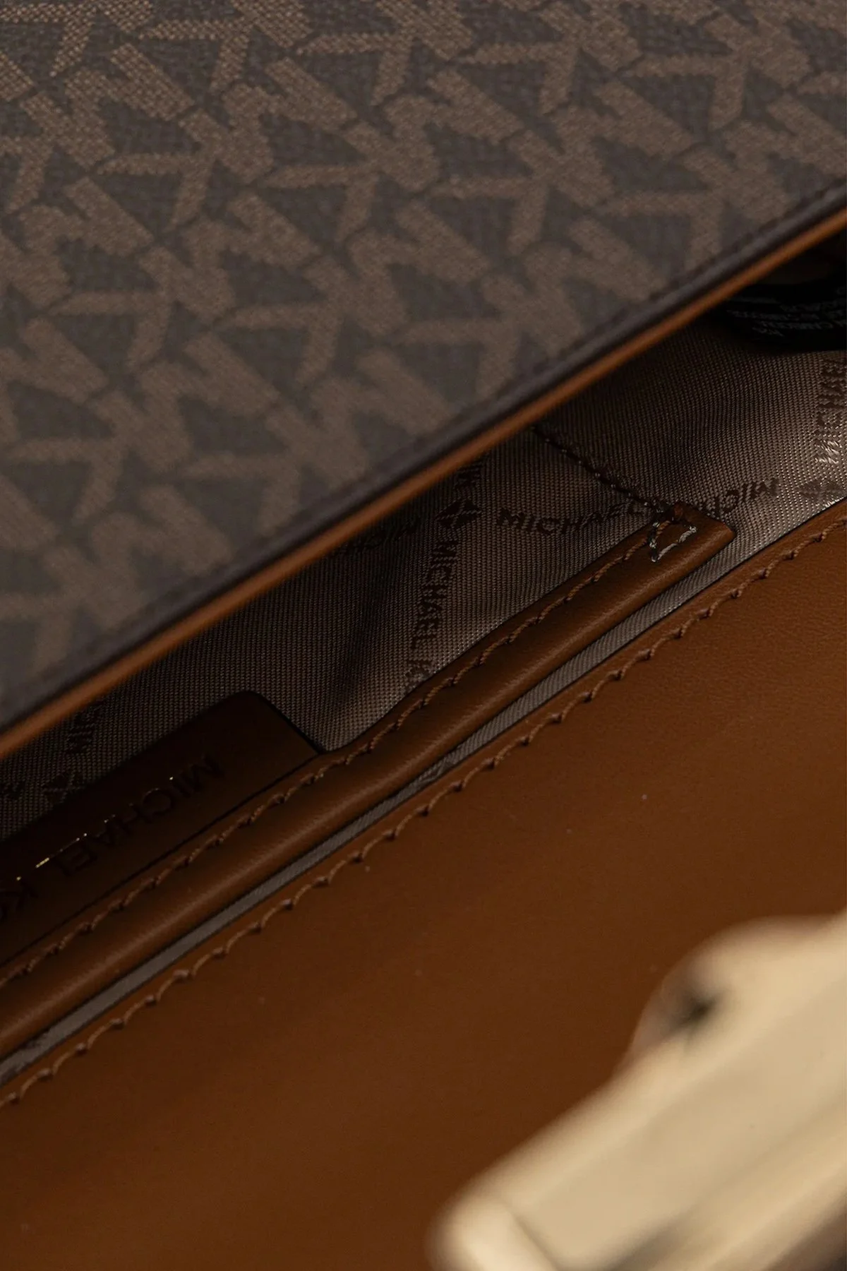 Michael Kors Logolu Ayarlanabilir Zincir Askılı 30R5G2RL7B252 Kadın Çanta 30R5G2RL7B 252 KAHVE - 5
