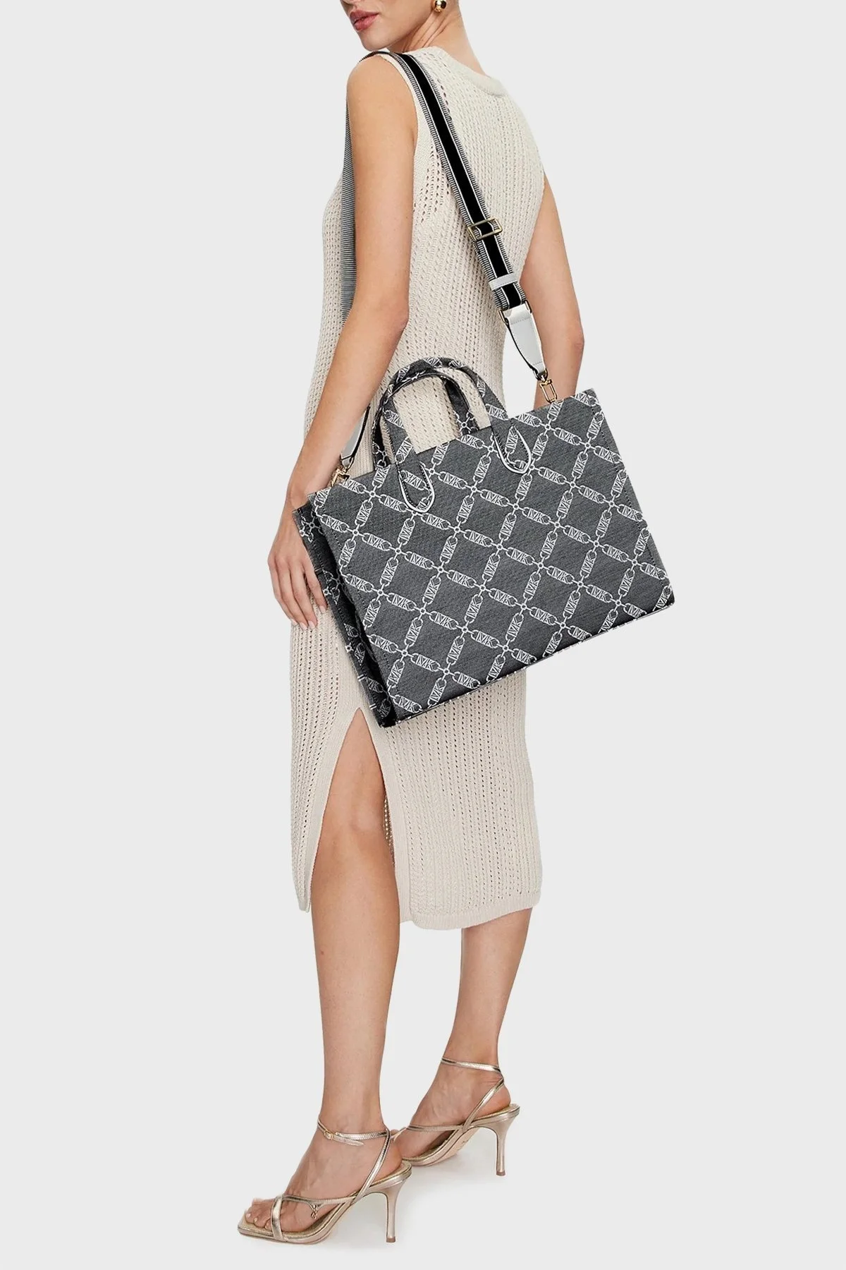 Michael Kors Logolu Çıkarılabilir Uzatma Askılı Tote 30S4G3GT3J012 Bayan Çanta 30S4G3GT3J 012 SİYAH - 2