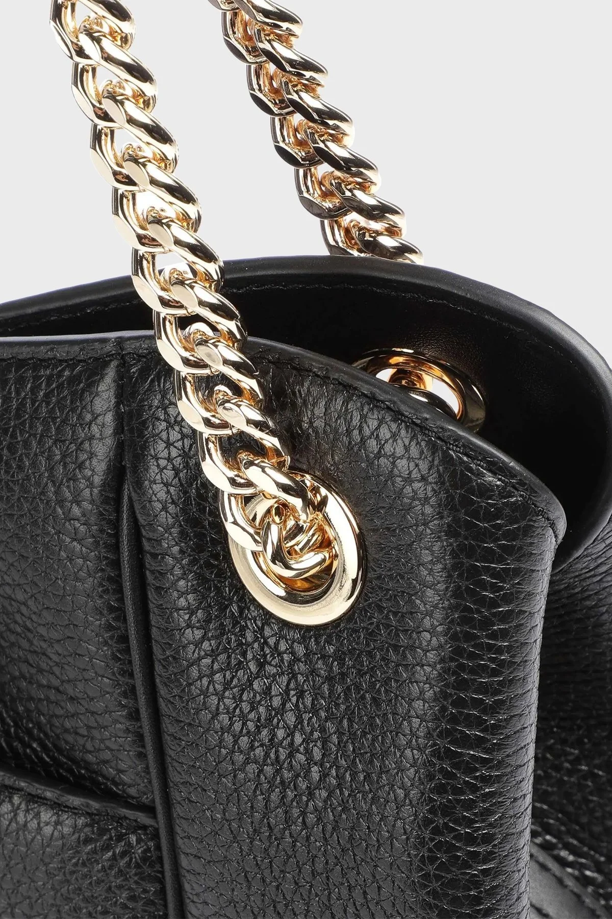 Michael Kors Logolu Hakiki Deri Zincir Askılı 30F2SP1E3L Bayan Çanta 30F2SP1E3L BLACK SİYAH - 3
