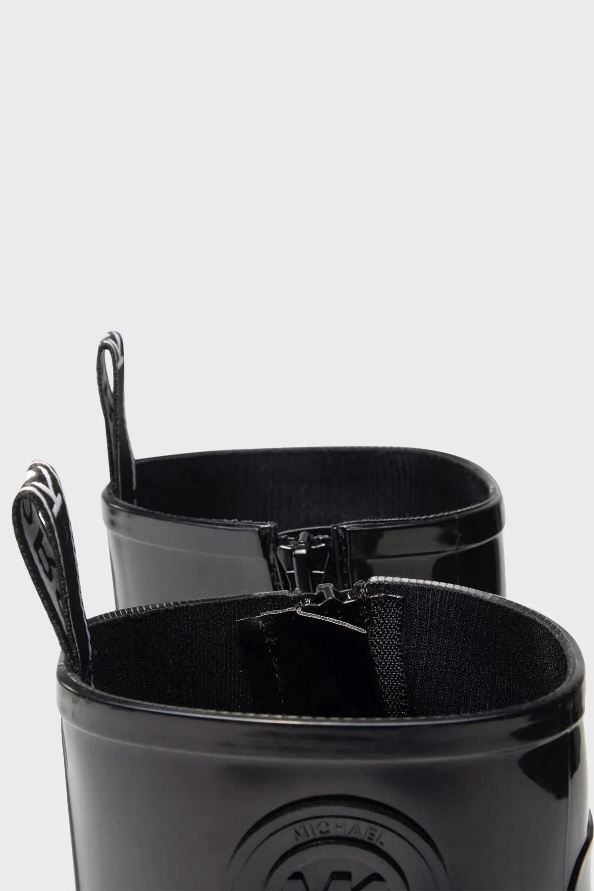 Michael Kors Parlak Görünümlü Fermuarlı 40F3KSMB5Q001 Bayan Bot 40F3KSMB5Q 001 SİYAH - 5