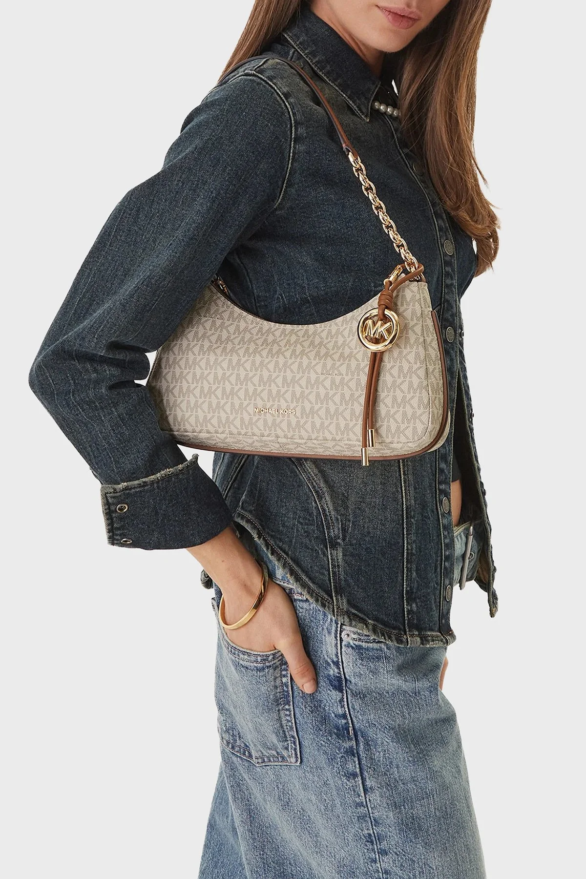 Michael Kors Logolu Zincir Askılı Kadın Çanta 32R6GY5W6B 149 EKRU - 2