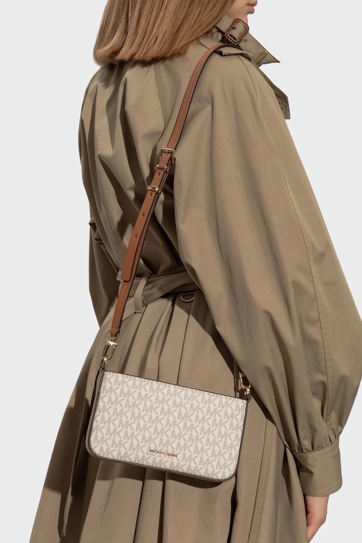 Michael Kors Tamamı Logolu Çıkarılabilir Askılı Kadın Çanta 32S5GYTU0B 149 EKRU - 2