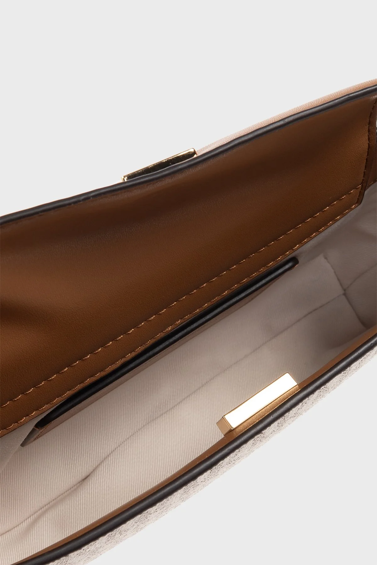 Michael Kors Tamamı Logolu Çıkarılabilir Askılı Kadın Çanta 32S5GYTU0B 149 EKRU - 5