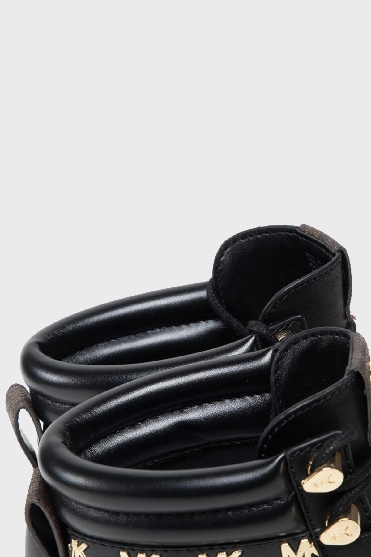 Michael Kors Turner Logo Detaylı Deri Postal Bayan Bot 40T2TUFE6L 001 SİYAH - 5