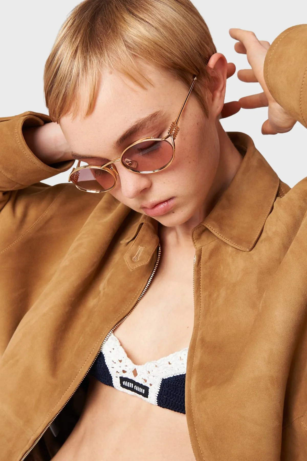 Miu Miu Logo Detaylı Güneş Bayan Gözlük 0MU 52YS 5AK06S 54 Altın - 3