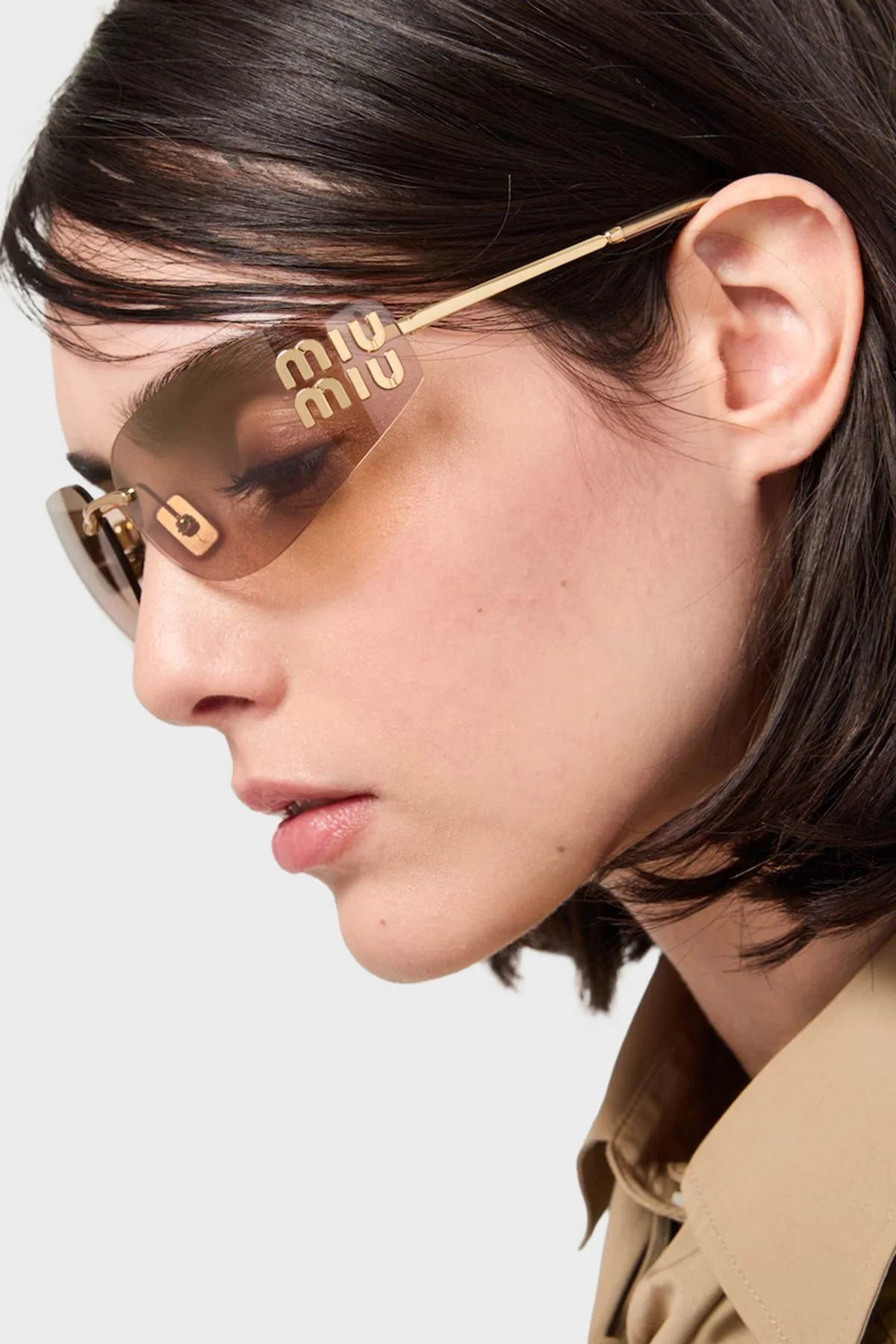 Miu Miu Logo Detaylı Güneş Kadın Gözlük 0MU A51S 5AK20P 75 Altın - 3