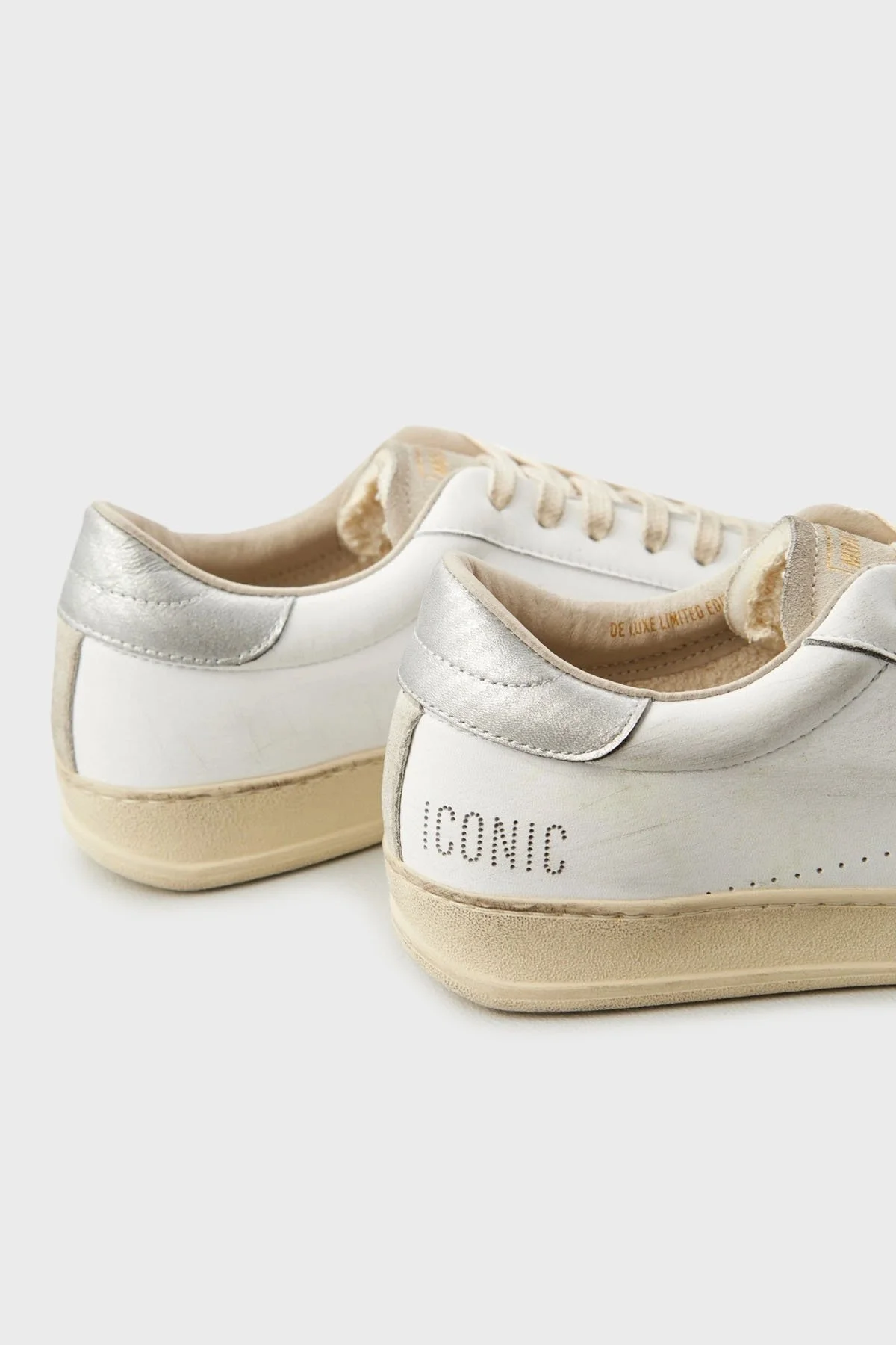 Moaconcept Deri Logolu Süet ve Metalik Detaylı Sneaker Bayan Ayakkabı IC019 BEYAZ - 9